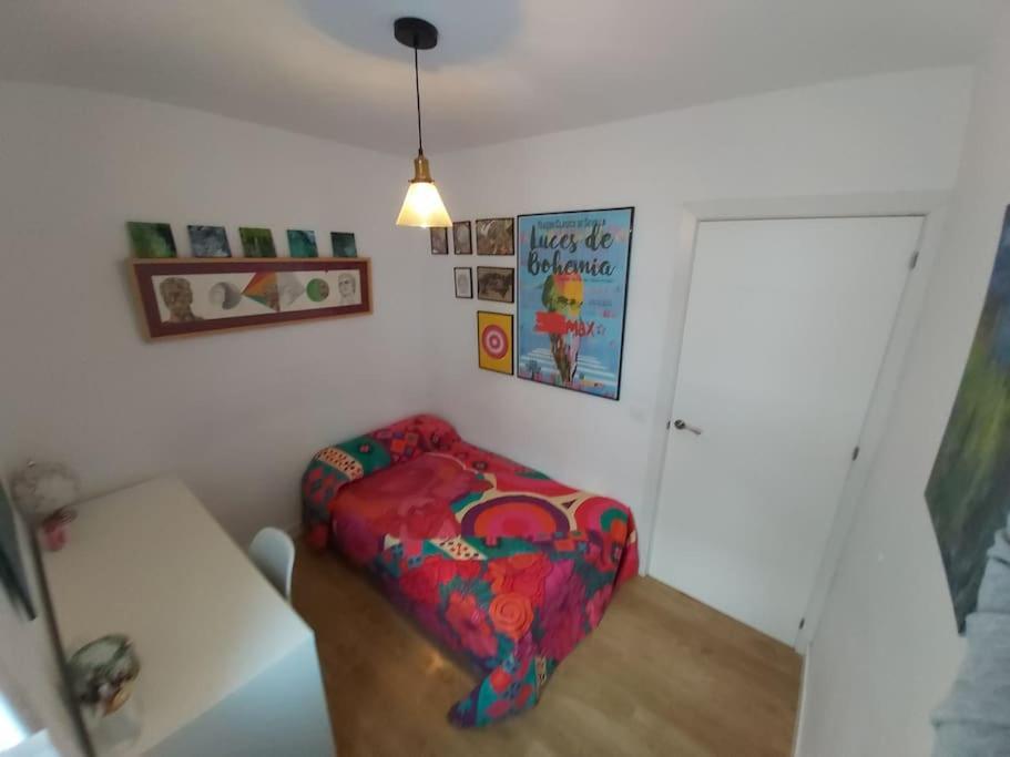 Luminoso Apartamento En El Centro, Con Mucho Arte セビリア エクステリア 写真