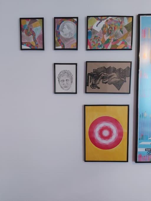 Luminoso Apartamento En El Centro, Con Mucho Arte セビリア エクステリア 写真