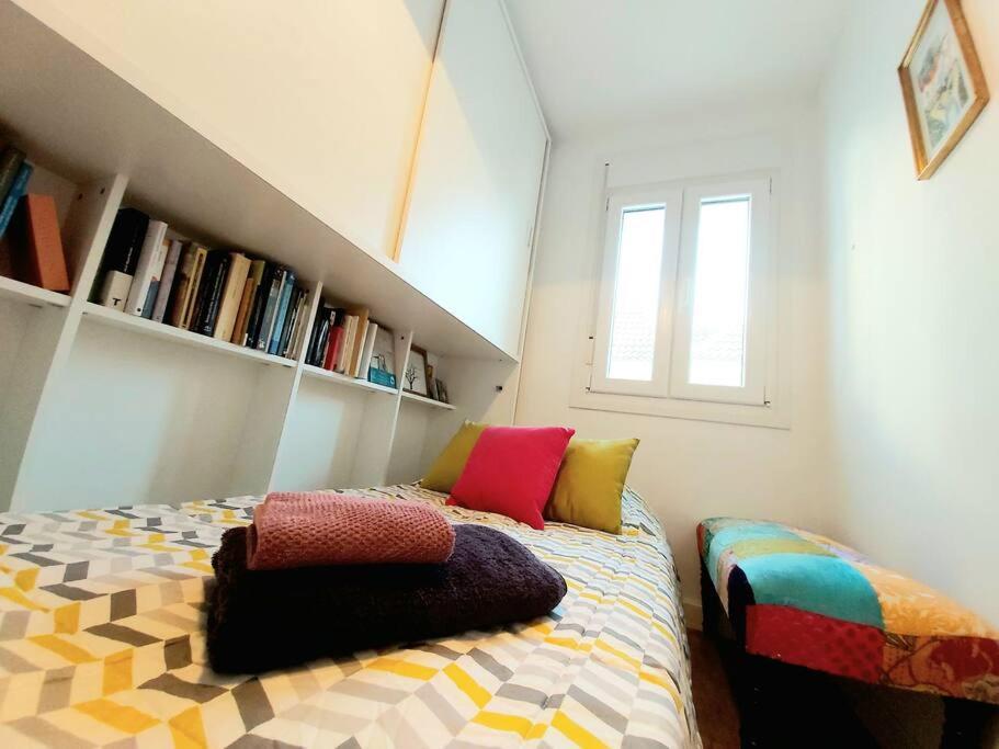 Luminoso Apartamento En El Centro, Con Mucho Arte セビリア エクステリア 写真